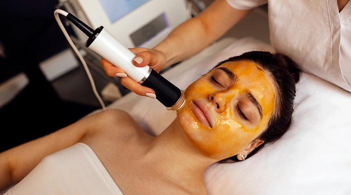 Oxygen Geneo Facial